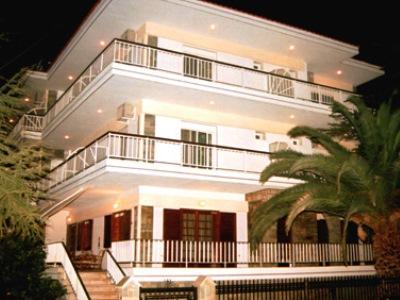 Iris Hotel Nea Kallikrateia Exterior foto